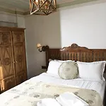 Ayse Hanim Konagi מלון *