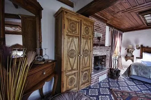 מלון Ayse Hanim Konagi אורלה