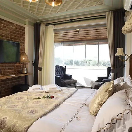Otel Ayşe Hanım Konağı