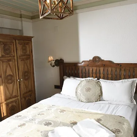 Ayşe Hanım Konağı Otel *